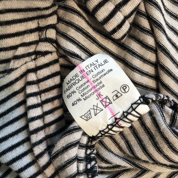 BRANDY Melville Striped Lightweight Soft Cozy Hoodie - Picture 4 of 5
